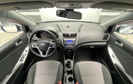 Hyundai Solaris II рестайлинг, 2012 год, 810 000 рублей, 10 фотография