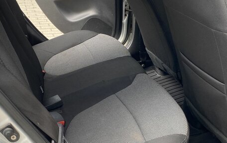 Hyundai Solaris II рестайлинг, 2012 год, 810 000 рублей, 19 фотография