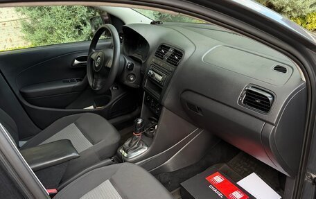 Volkswagen Polo VI (EU Market), 2011 год, 630 000 рублей, 4 фотография