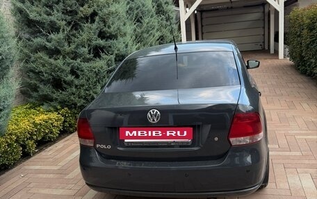 Volkswagen Polo VI (EU Market), 2011 год, 630 000 рублей, 2 фотография
