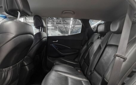 Hyundai Santa Fe III рестайлинг, 2017 год, 2 299 000 рублей, 13 фотография