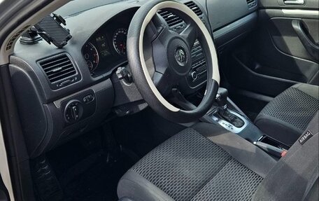 Volkswagen Jetta VI, 2010 год, 550 000 рублей, 10 фотография