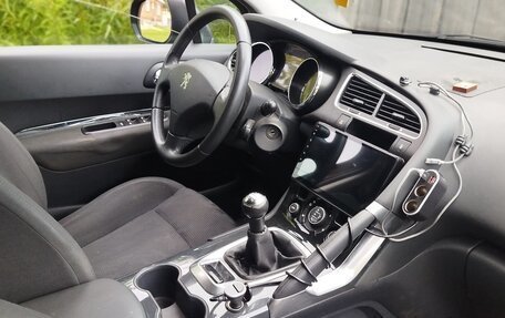 Peugeot 3008 I рестайлинг, 2012 год, 600 000 рублей, 20 фотография
