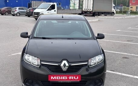 Renault Logan II, 2016 год, 530 000 рублей, 2 фотография