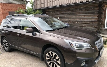 Subaru Outback IV рестайлинг, 2017 год, 2 950 000 рублей, 3 фотография