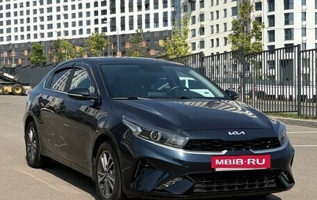 KIA Cerato IV, 2022 год, 2 350 000 рублей, 5 фотография