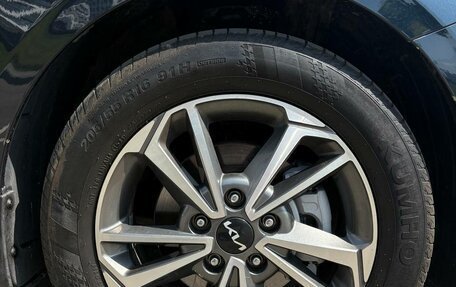 KIA Cerato IV, 2022 год, 2 350 000 рублей, 13 фотография