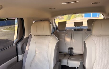 KIA Carnival, 2022 год, 4 500 000 рублей, 13 фотография