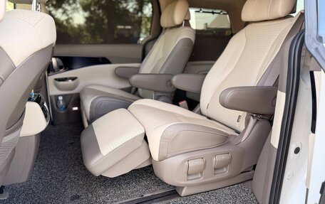 KIA Carnival, 2022 год, 4 500 000 рублей, 16 фотография