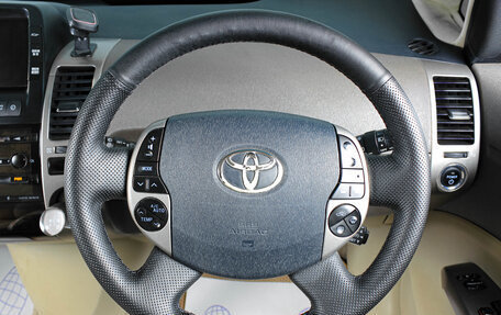 Toyota Prius, 2008 год, 679 000 рублей, 14 фотография