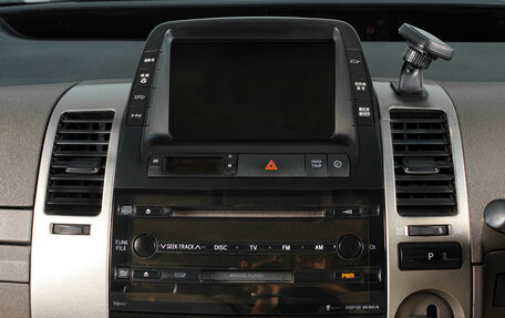 Toyota Prius, 2008 год, 679 000 рублей, 17 фотография