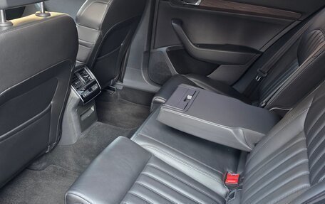 Skoda Superb III рестайлинг, 2018 год, 1 950 000 рублей, 11 фотография