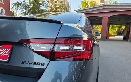 Skoda Superb III рестайлинг, 2018 год, 1 950 000 рублей, 13 фотография