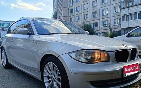 BMW 1 серия, 2007 год, 4 фотография