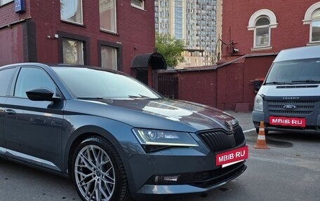 Skoda Superb III рестайлинг, 2018 год, 1 950 000 рублей, 8 фотография