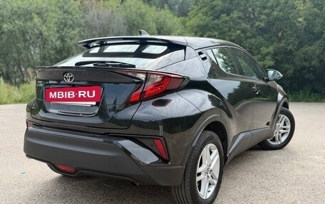 Toyota C-HR I рестайлинг, 2020 год, 2 492 000 рублей, 2 фотография