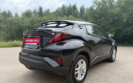Toyota C-HR I рестайлинг, 2020 год, 2 492 000 рублей, 10 фотография