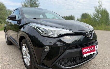 Toyota C-HR I рестайлинг, 2020 год, 2 492 000 рублей, 11 фотография