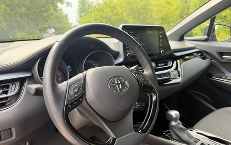 Toyota C-HR I рестайлинг, 2020 год, 2 492 000 рублей, 26 фотография