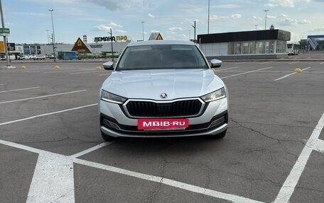 Skoda Octavia IV, 2020 год, 2 750 000 рублей, 2 фотография
