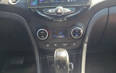 Hyundai Solaris II рестайлинг, 2016 год, 1 350 000 рублей, 13 фотография