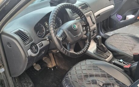 Skoda Octavia, 2010 год, 700 000 рублей, 16 фотография