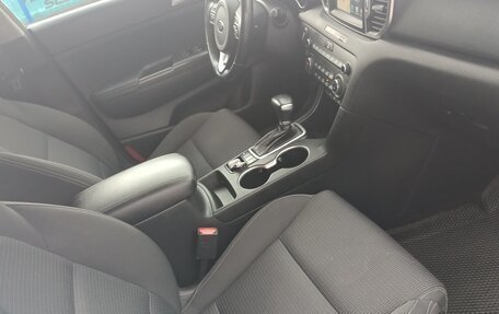 KIA Sportage IV рестайлинг, 2017 год, 1 980 000 рублей, 7 фотография