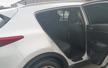 KIA Sportage IV рестайлинг, 2017 год, 1 980 000 рублей, 10 фотография