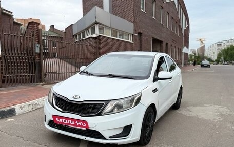 KIA Rio III рестайлинг, 2014 год, 490 000 рублей, 2 фотография