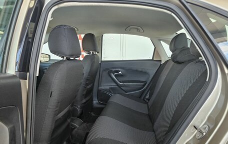 Volkswagen Polo VI (EU Market), 2015 год, 989 000 рублей, 13 фотография