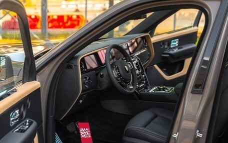 Rolls-Royce Cullinan, 2026 год, 69 500 000 рублей, 2 фотография