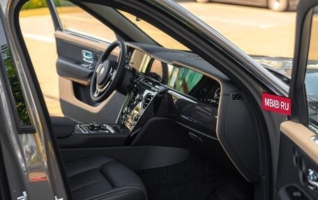 Rolls-Royce Cullinan, 2026 год, 69 500 000 рублей, 8 фотография