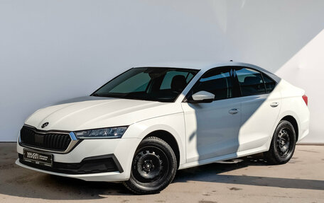 Skoda Octavia IV, 2021 год, 2 315 000 рублей, 1 фотография