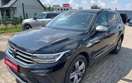 Volkswagen Tiguan II, 2022 год, 2 642 000 рублей, 1 фотография