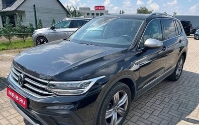 Volkswagen Tiguan II, 2022 год, 2 642 000 рублей, 1 фотография