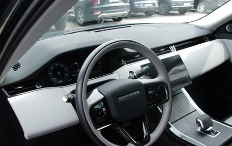 Land Rover Range Rover Evoque II, 2024 год, 5 250 000 рублей, 6 фотография