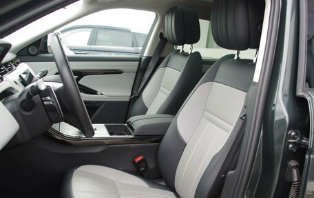 Land Rover Range Rover Evoque II, 2024 год, 5 250 000 рублей, 7 фотография
