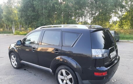 Mitsubishi Outlander III рестайлинг 3, 2008 год, 730 000 рублей, 3 фотография