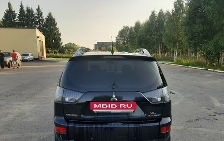 Mitsubishi Outlander III рестайлинг 3, 2008 год, 730 000 рублей, 4 фотография