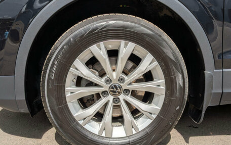 Volkswagen Tiguan II, 2021 год, 2 645 000 рублей, 12 фотография