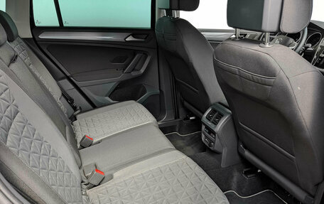 Volkswagen Tiguan II, 2021 год, 2 645 000 рублей, 18 фотография