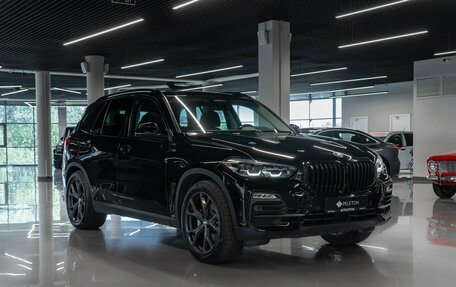 BMW X5, 2019 год, 5 000 000 рублей, 2 фотография