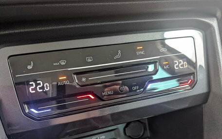 Volkswagen Tiguan II, 2021 год, 2 645 000 рублей, 21 фотография