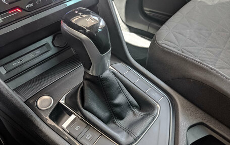 Volkswagen Tiguan II, 2021 год, 2 645 000 рублей, 26 фотография