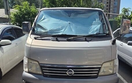 Nissan Caravan IV, 2001 год, 1 100 000 рублей, 1 фотография