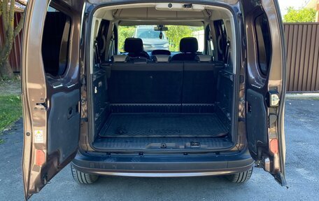 Renault Kangoo II рестайлинг, 2012 год, 950 000 рублей, 5 фотография