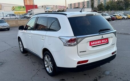 Mitsubishi Outlander III рестайлинг 3, 2012 год, 1 200 000 рублей, 5 фотография