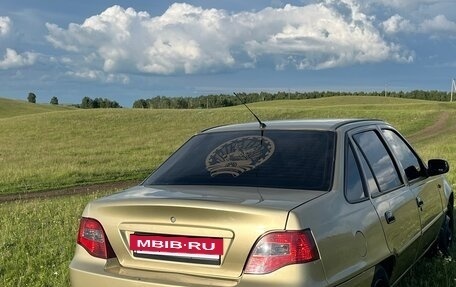 Daewoo Nexia I рестайлинг, 2010 год, 230 000 рублей, 7 фотография