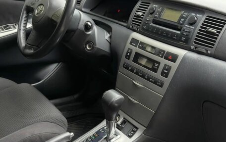 Toyota Corolla, 2004 год, 850 000 рублей, 13 фотография