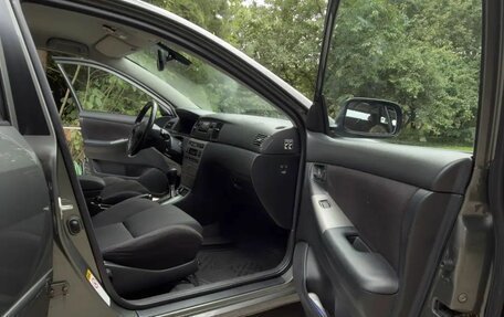 Toyota Corolla, 2004 год, 850 000 рублей, 14 фотография